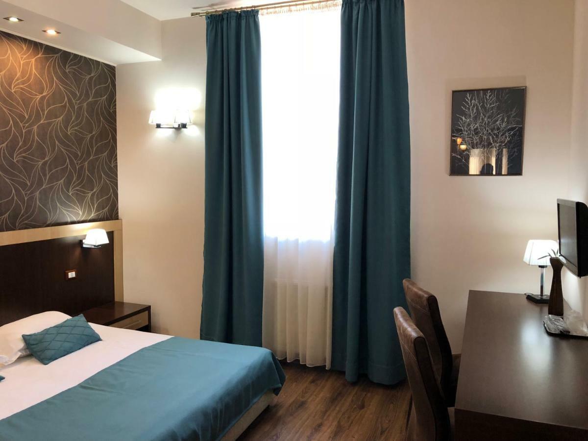 Pensiunea Lido Piatra Neamţ 外观 照片
